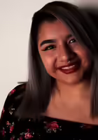 Julias headshot